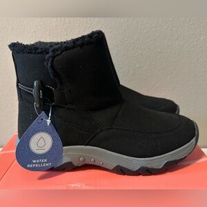 Easy Spirit Ankle Winter Boots - NIB